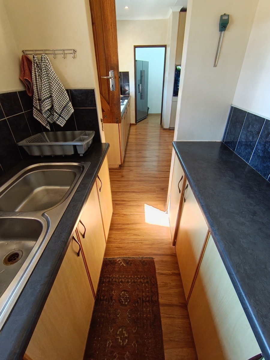 3 Bedroom Property for Sale in Wavecrest Eastern Cape